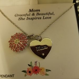 Mom 18' pendant necklace
